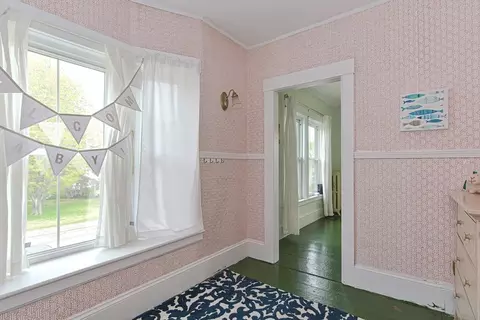Bedroom - 24 Main St, Upton, MA 01568 photo 8 of 10