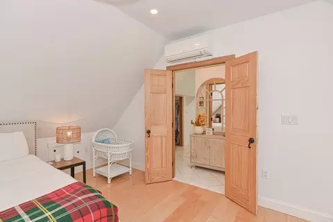 Bedroom - 24 Main St, Upton, MA 01568 photo 10 of 10
