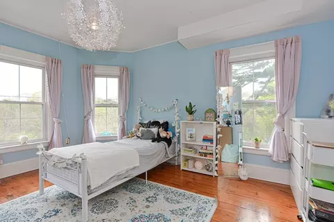Bedroom - 24 Main St, Upton, MA 01568 photo 1 of 10