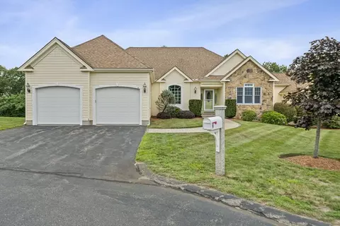 894 Liberty St #9, Braintree, MA 02184