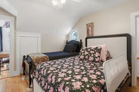 Bedroom - 1 Cuba Rd, Worcester, MA 01603 photo 8 of 10