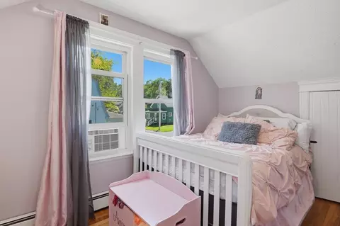Bedroom - 1 Cuba Rd, Worcester, MA 01603 photo 6 of 10