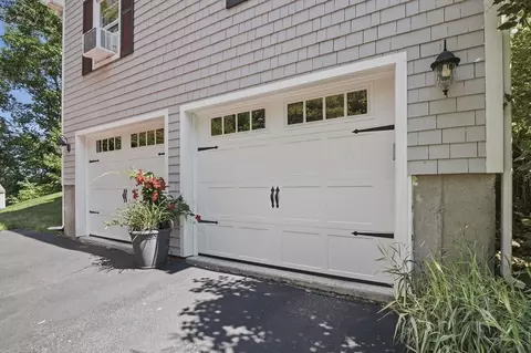 Exterior - 1 Cuba Rd, Worcester, MA 01603 photo 9 of 10