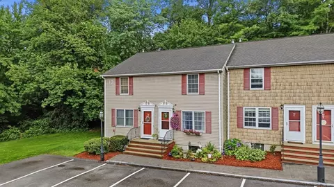 10 Oliver St #B, Haverhill, MA 01832