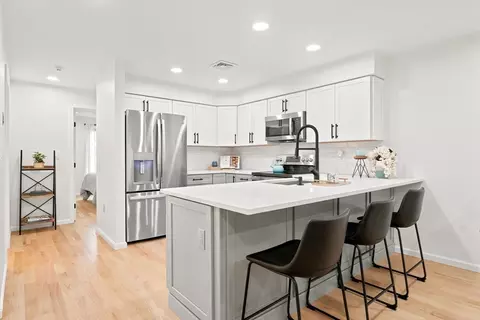 Kitchen - 37 Constitution Ln #39, Danvers, MA 01923 photo 1 of 6