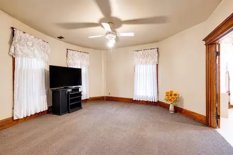 95 Grand St, Springfield, MA 01108 photo 16