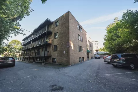 10 Coffey St #25, Boston, MA 02122