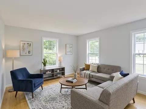 Living - 20 Avis Cir, Northampton, MA 01062 photo 1 of 7
