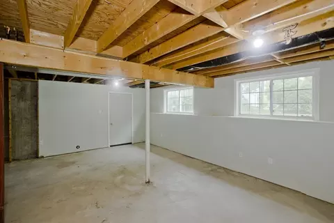 Other - 20 Avis Cir, Northampton, MA 01062 photo 7 of 9