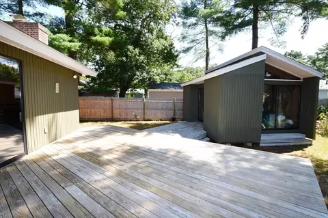 Exterior - 12 Twelfth Ave, Wareham, MA 02571 photo 4 of 11