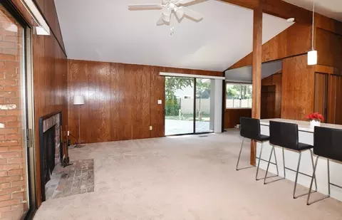 Living - 12 Twelfth Ave, Wareham, MA 02571 photo 5 of 6