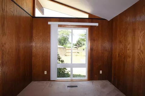 Bedroom - 12 Twelfth Ave, Wareham, MA 02571 photo 5 of 8