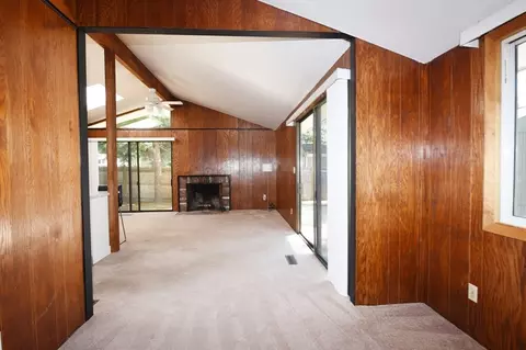 Living - 12 Twelfth Ave, Wareham, MA 02571 photo 4 of 6
