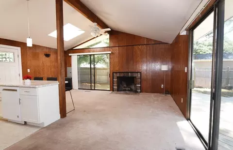 Living - 12 Twelfth Ave, Wareham, MA 02571 photo 3 of 6