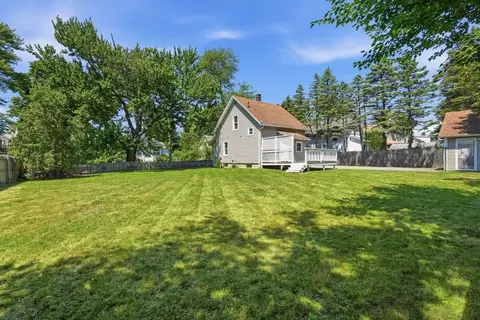 Exterior - 33 Baltimore Ave, Chicopee, MA 01020 photo 4 of 6