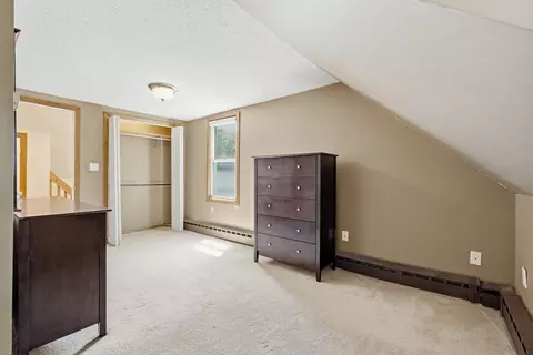 Bedroom - 33 Baltimore Ave, Chicopee, MA 01020 photo 4 of 6