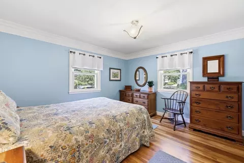 Bedroom - 37 Frederickson Ave, Worcester, MA 01606 photo 2 of 3
