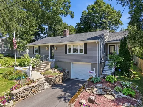 Exterior - 37 Frederickson Ave, Worcester, MA 01606 photo 2 of 6