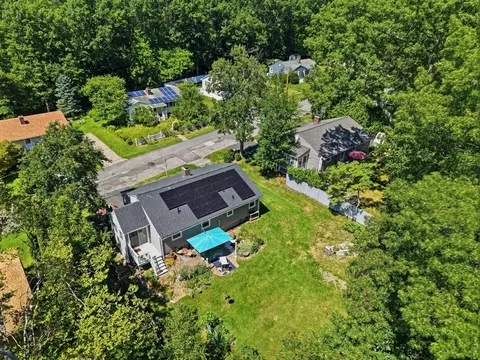 View/Area - 37 Frederickson Ave, Worcester, MA 01606 photo 1 of 4