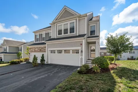 49 Walnut Way #49, Hopkinton, MA 01748