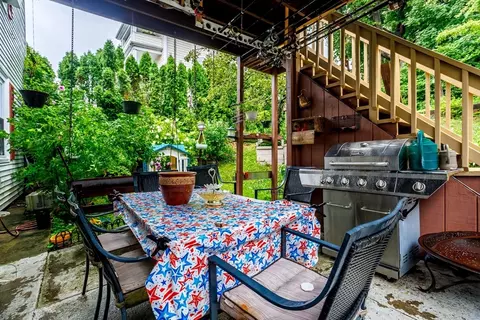 Exterior - 407-409 Belmont St, Fall River, MA 02720 photo 6 of 10