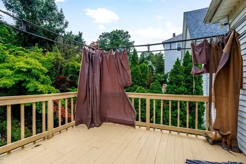 Exterior - 407-409 Belmont St, Fall River, MA 02720 photo 5 of 10