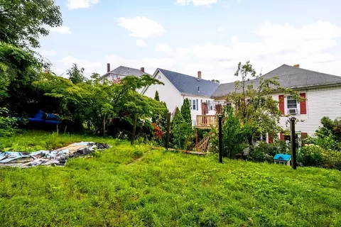 Exterior - 407-409 Belmont St, Fall River, MA 02720 photo 7 of 10