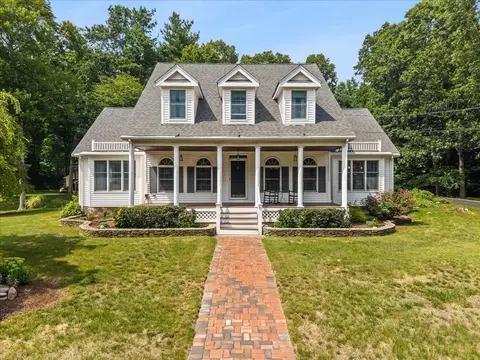 11 Mill Pond Rd, West Bridgewater, MA 02379