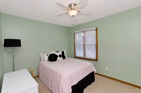 Bedroom - 61 Abbey Memorial Dr #187, Chicopee, MA 01020 photo 4 of 7