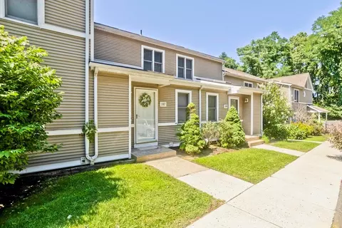 Exterior - 61 Abbey Memorial Dr #187, Chicopee, MA 01020 photo 3 of 6