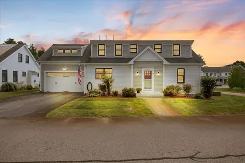 220 Center St #17, Pembroke, MA 02359