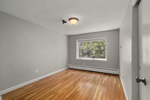Bedroom - 133 Beaconsfield Rd #44, Brookline, MA 02445 photo 1 of 3