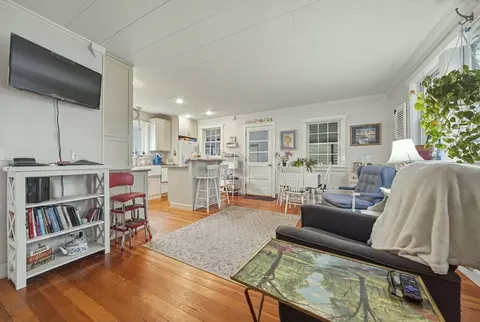 Living - 6 Gordon St, Wareham, MA 02571 photo 2 of 2