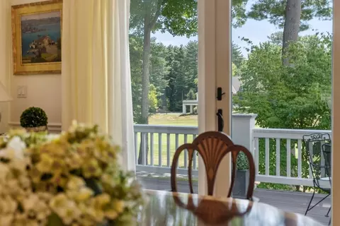 11 Eagle Ct, Ipswich, MA 01938 photo 7