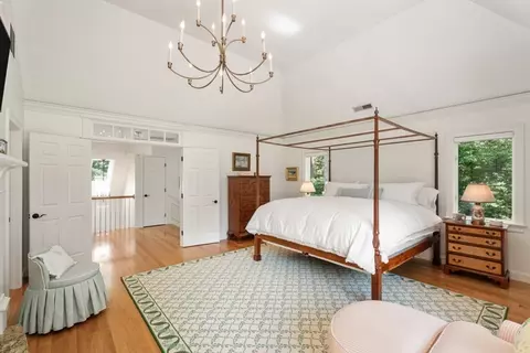 11 Eagle Ct, Ipswich, MA 01938 photo 17