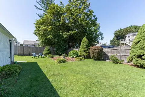Exterior - 6 Maynard St, Webster, MA 01570 photo 5 of 9