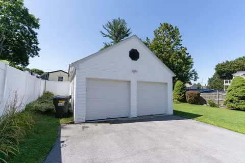 Exterior - 6 Maynard St, Webster, MA 01570 photo 4 of 9