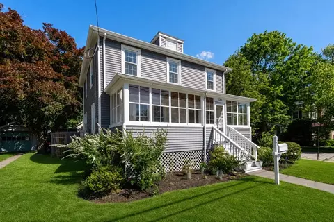 128 Pleasant St, Milton, MA 02186