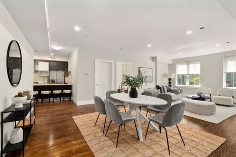 10 St George St #406, Boston, MA 02118