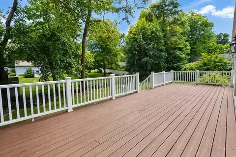 Exterior - 93 Wyndward Rd, Longmeadow, MA 01106 photo 7 of 10