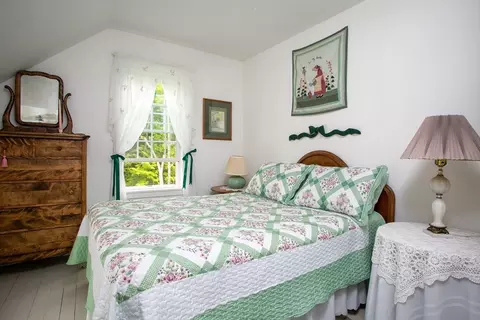 Bedroom - 154 Leshure Rd, Rowe, MA 01367 photo 1 of 3