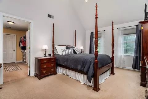 Bedroom - 562 Mendon Rd, Sutton, MA 01590 photo 2 of 7