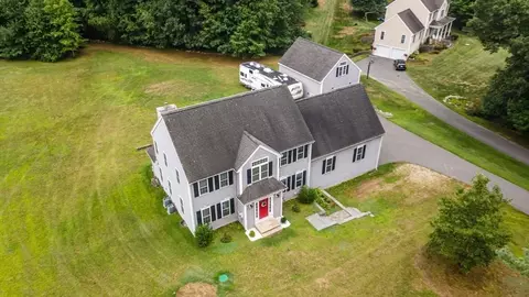 View/Area - 562 Mendon Rd, Sutton, MA 01590 photo 3 of 4