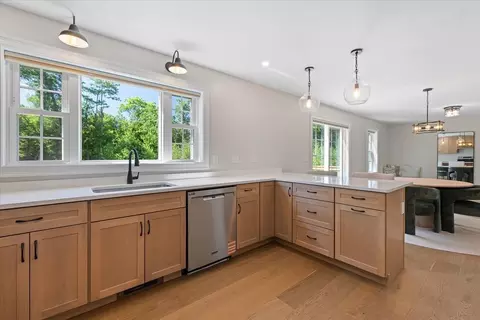 Kitchen - 140 Willard Rd, Ashburnham, MA 01430 photo 3 of 5