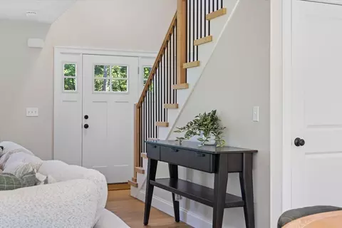 Entry Way - 140 Willard Rd, Ashburnham, MA 01430 photo 1 of 3