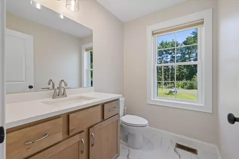 Bath - 140 Willard Rd, Ashburnham, MA 01430 photo 1 of 3