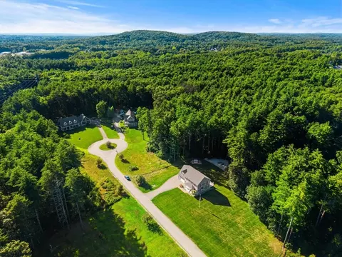 View/Area - 431 River St, Dunstable, MA 01827 photo 1 of 4