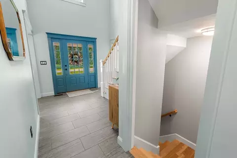 Entry Way - 431 River St, Dunstable, MA 01827 photo 6 of 6