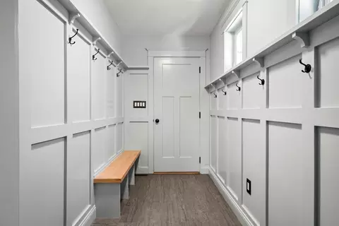 Entry Way - 431 River St, Dunstable, MA 01827 photo 2 of 6
