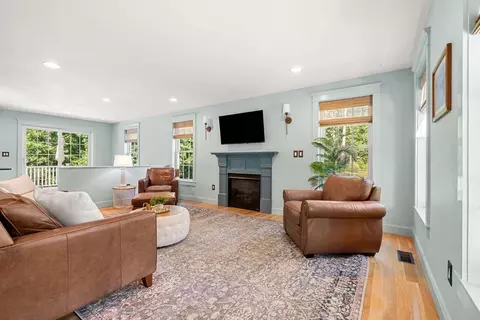 Living - 431 River St, Dunstable, MA 01827 photo 2 of 2